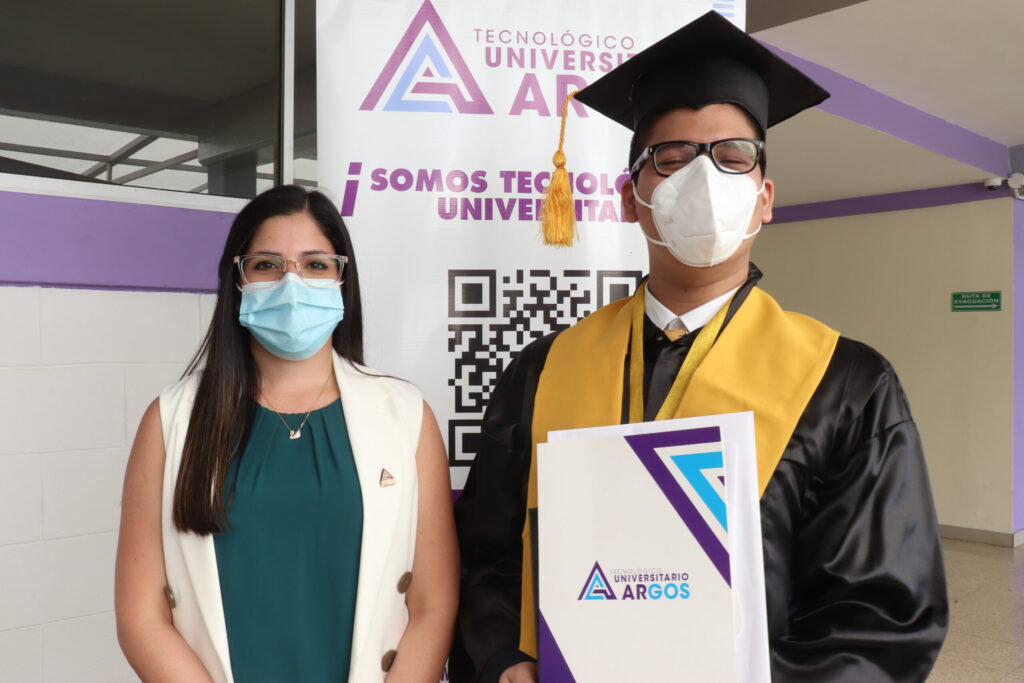 inicio de periodo universitario 2022 2023 en guayaquil